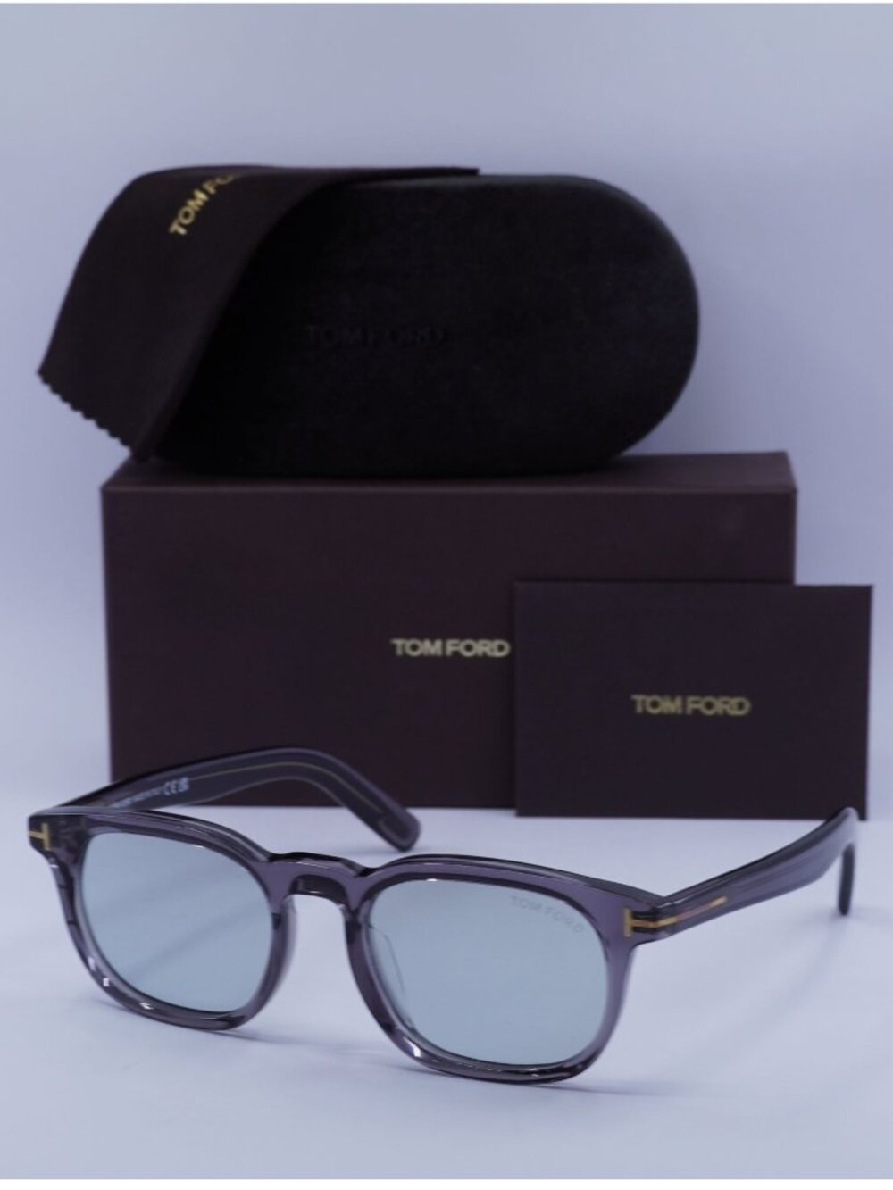 Tom Ford FT1122-D 20A Square Sunglasses – Shiny Grey/Smoke